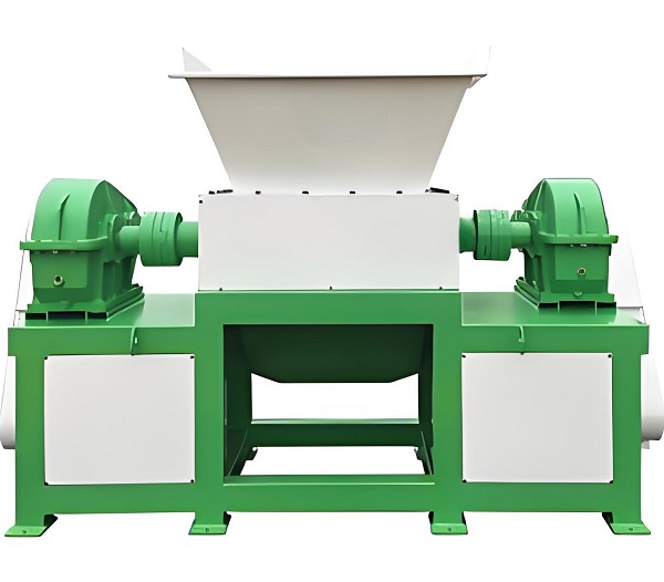 Double-shaft shredder