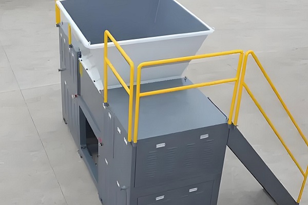 Single Shaft Shredder