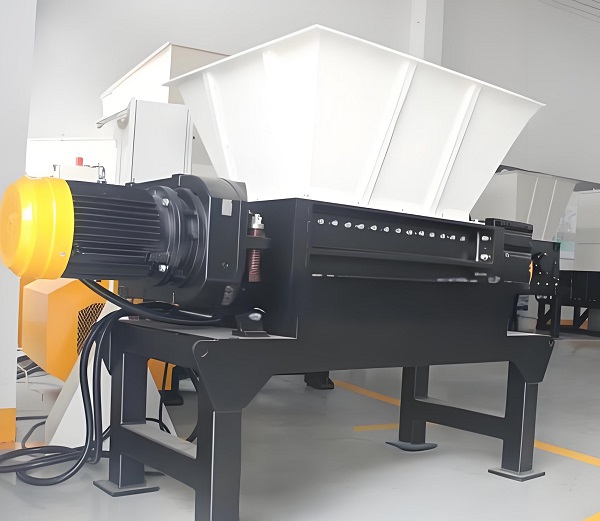 Single Shaft Shredder