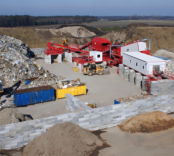 Aging garbage screening system