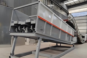 Repair and daily maintenance of vibrating screen