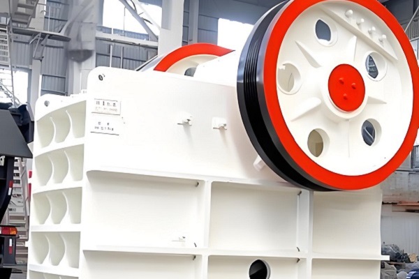 What types of construction waste crushers are available?