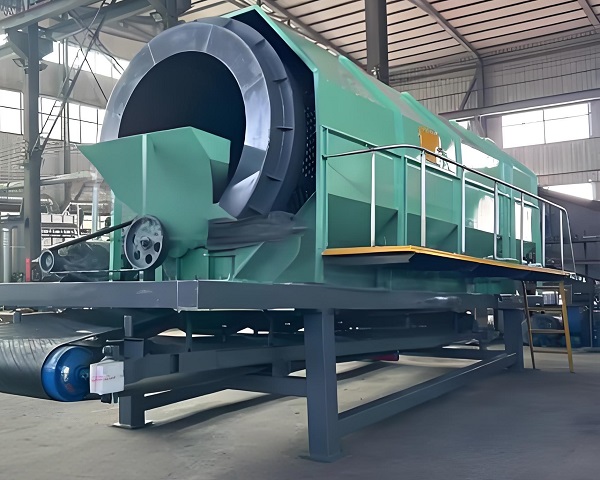 Municipal solid waste screening equipment