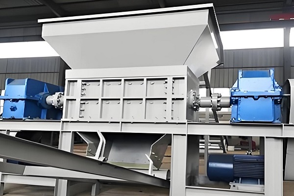 Features and advantages of dual-shaft shredder