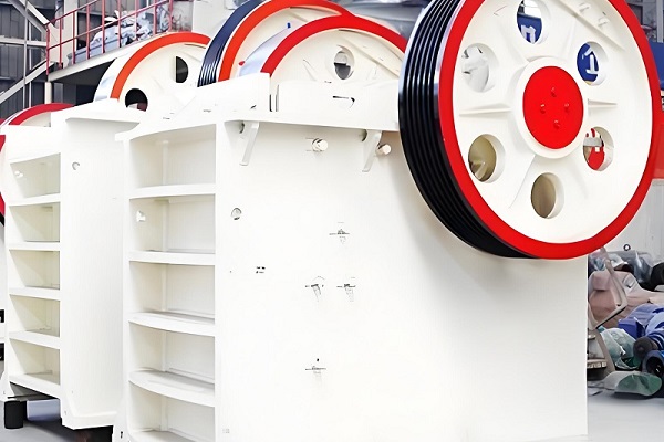 What types of waste are suitable for crushing with a jaw cru