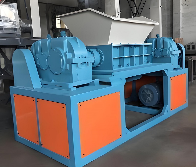Dual-shaft shredder