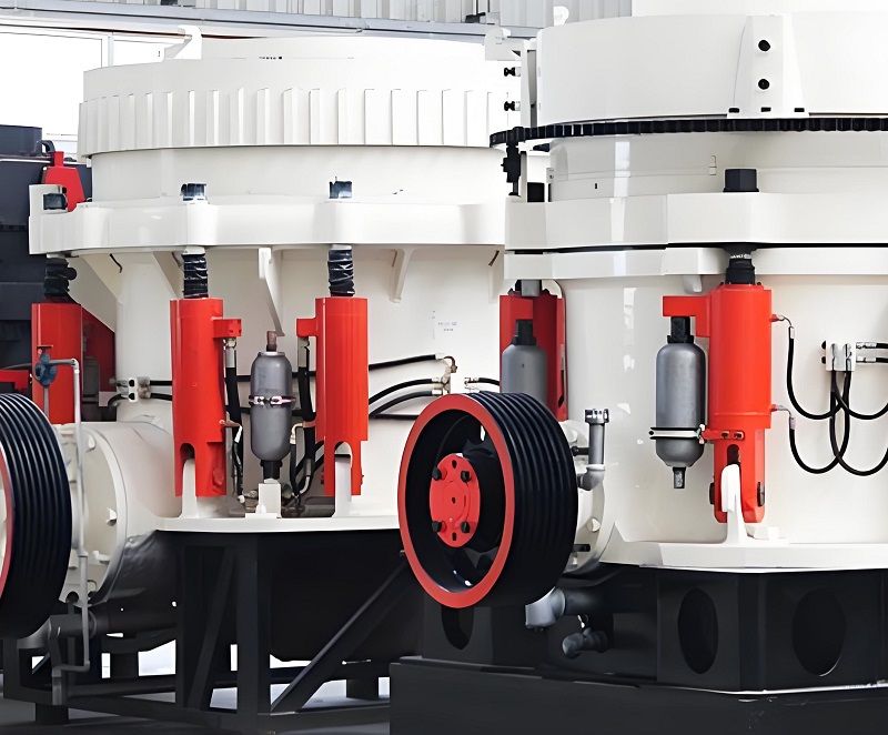 Construction waste crushing machine